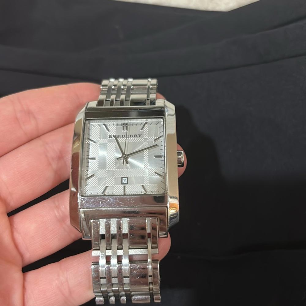 Men Burberry Watch​ - Picture 6 of 6